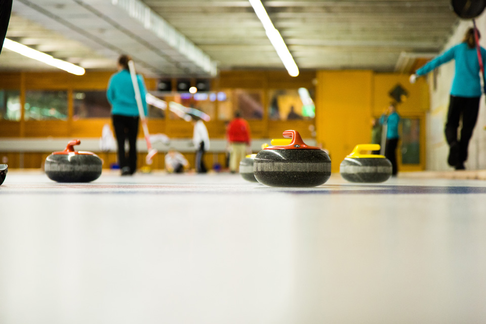 Curling slide 03