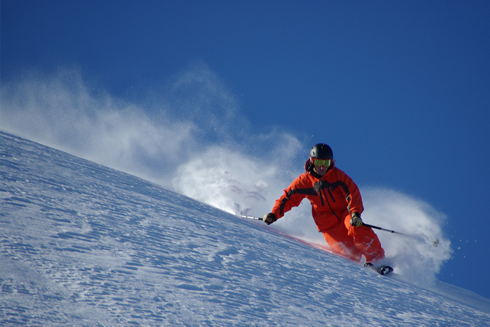 Ski alpin et snowboard slide 01